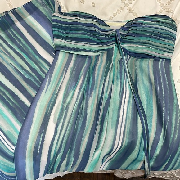 Ocean Color Maxi Dress. Size 6 Medium Lauren Conrad - Picture 1 of 3